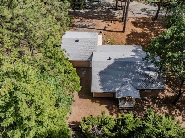 19479 Murphy Rd, Pine Grove, CA 95665