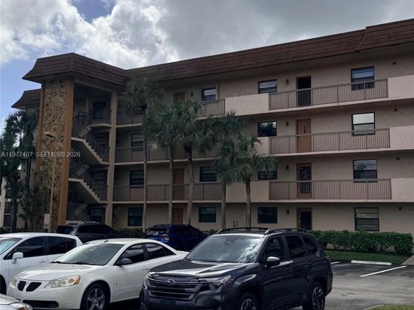 4940 E Sabal Palm Blvd , Unit 203, Tamarac, FL 33319