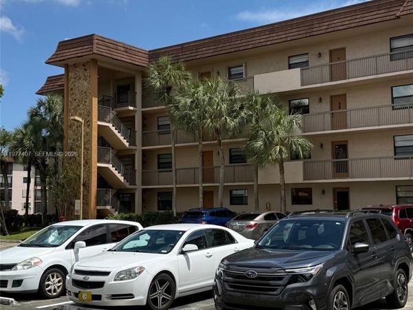 4940 E Sabal Palm Blvd, Unit 203, Tamarac, FL 33319