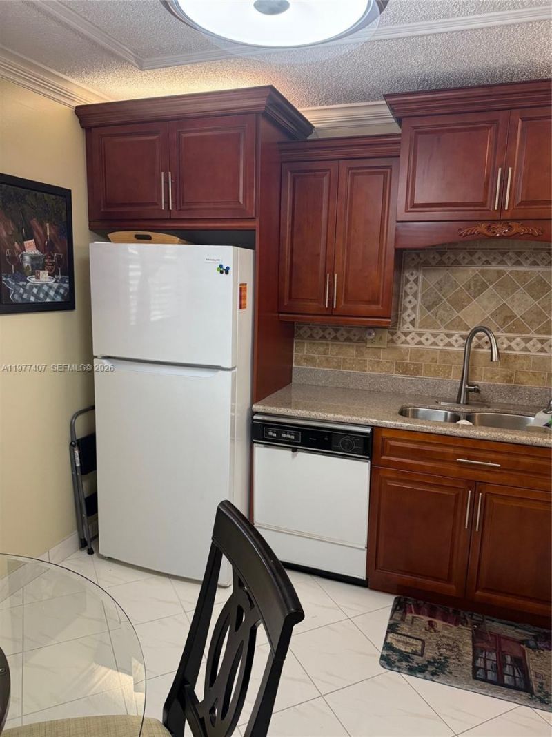 4940 E Sabal Palm Blvd, Unit 203, Tamarac, FL 33319 Photo