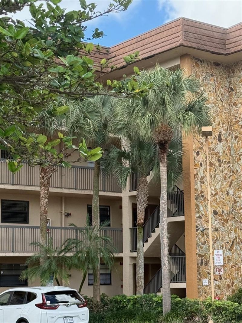 4940 E Sabal Palm Blvd, Unit 203, Tamarac, FL 33319 Photo