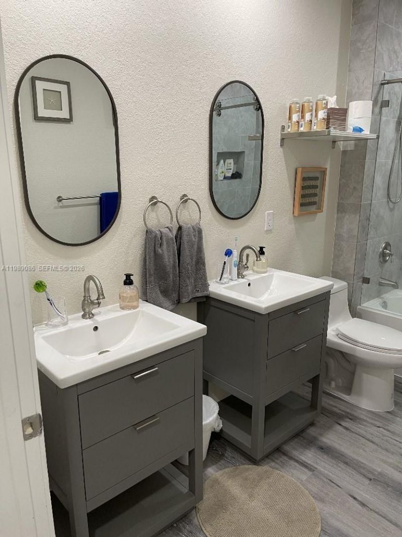 1236 NW 208th St , Miami Gardens, FL 33169 Photo