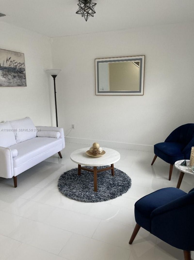 1236 NW 208th St , Miami Gardens, FL 33169 Photo