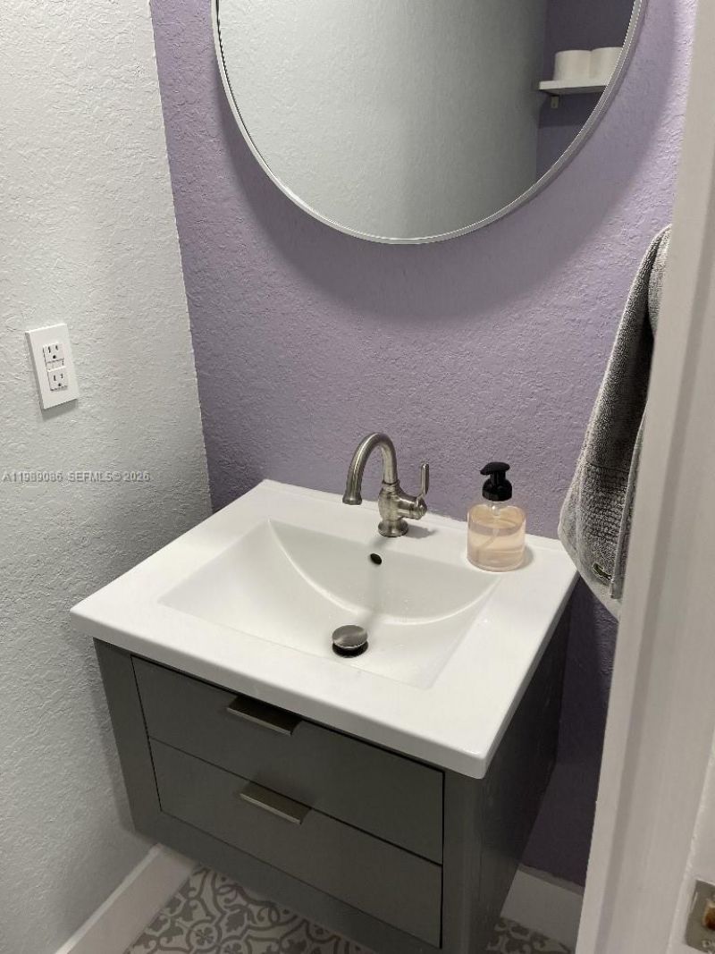 1236 NW 208th St , Miami Gardens, FL 33169 Photo