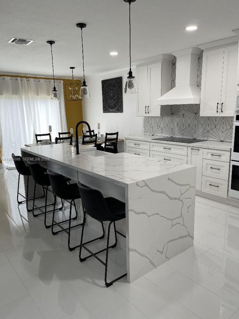 1236 NW 208th St , Miami Gardens, FL 33169 Photo