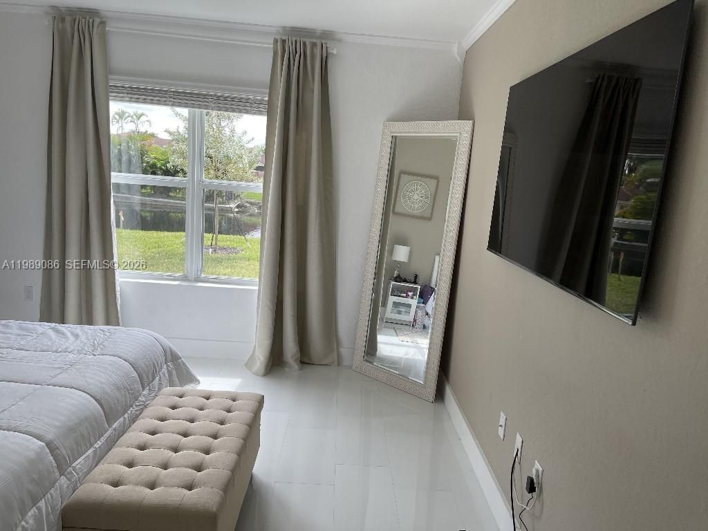 1236 NW 208th St , Miami Gardens, FL 33169 Photo