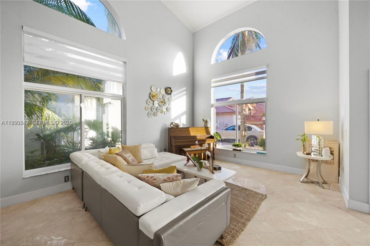 11243 NW 58th Ter , Unit 1, Doral, FL 33178 Photo