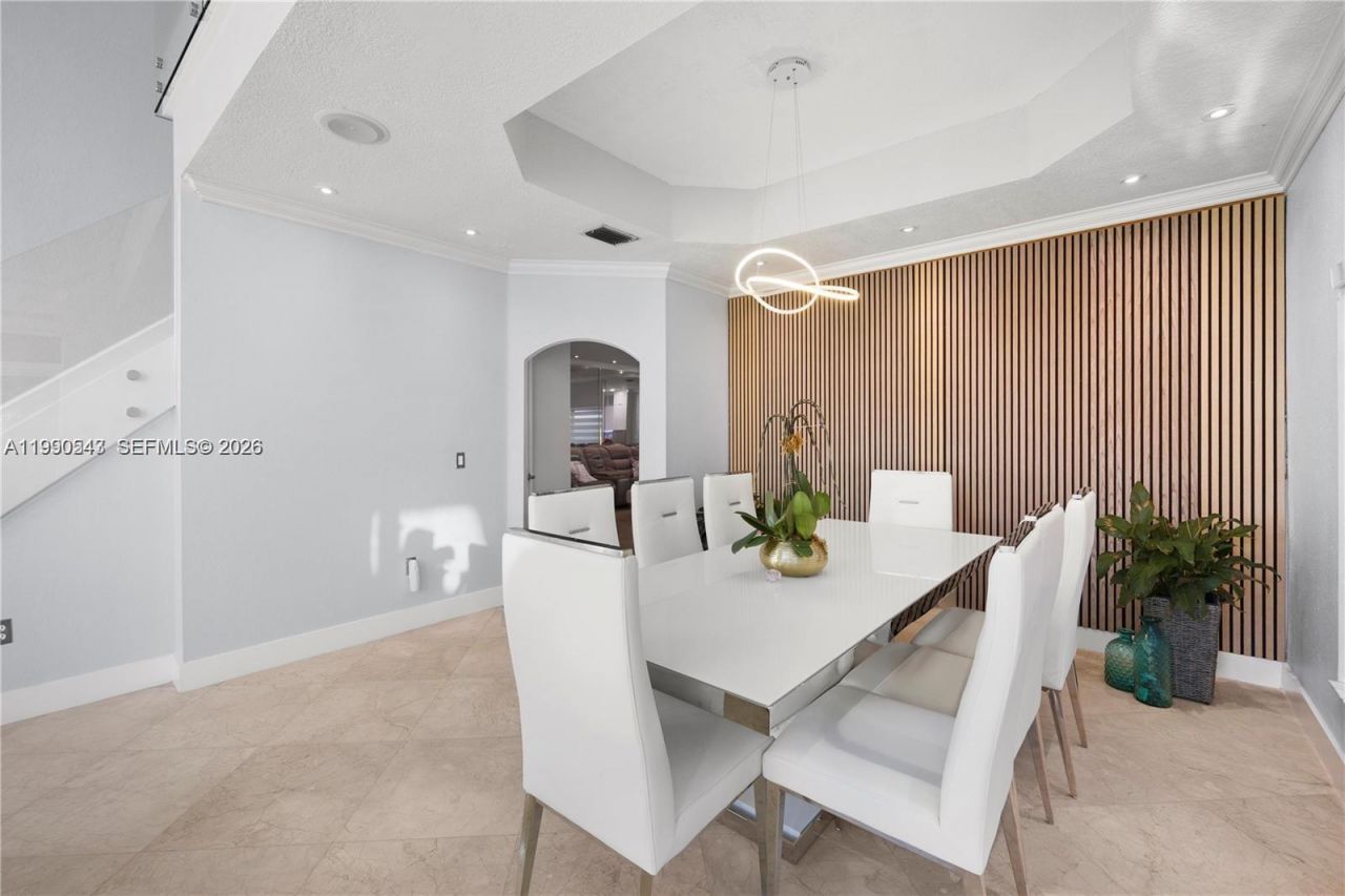 11243 NW 58th Ter , Unit 1, Doral, FL 33178 Photo