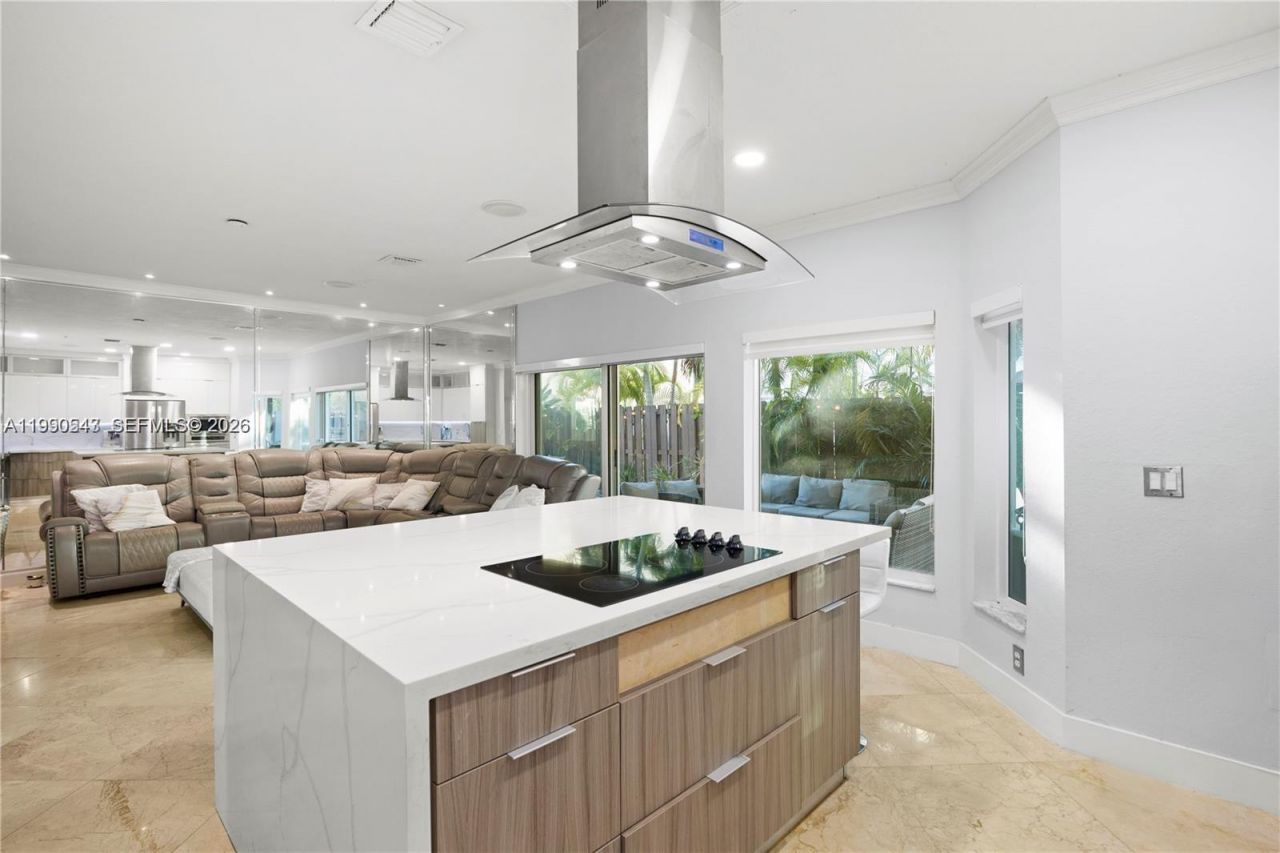 11243 NW 58th Ter , Unit 1, Doral, FL 33178 Photo