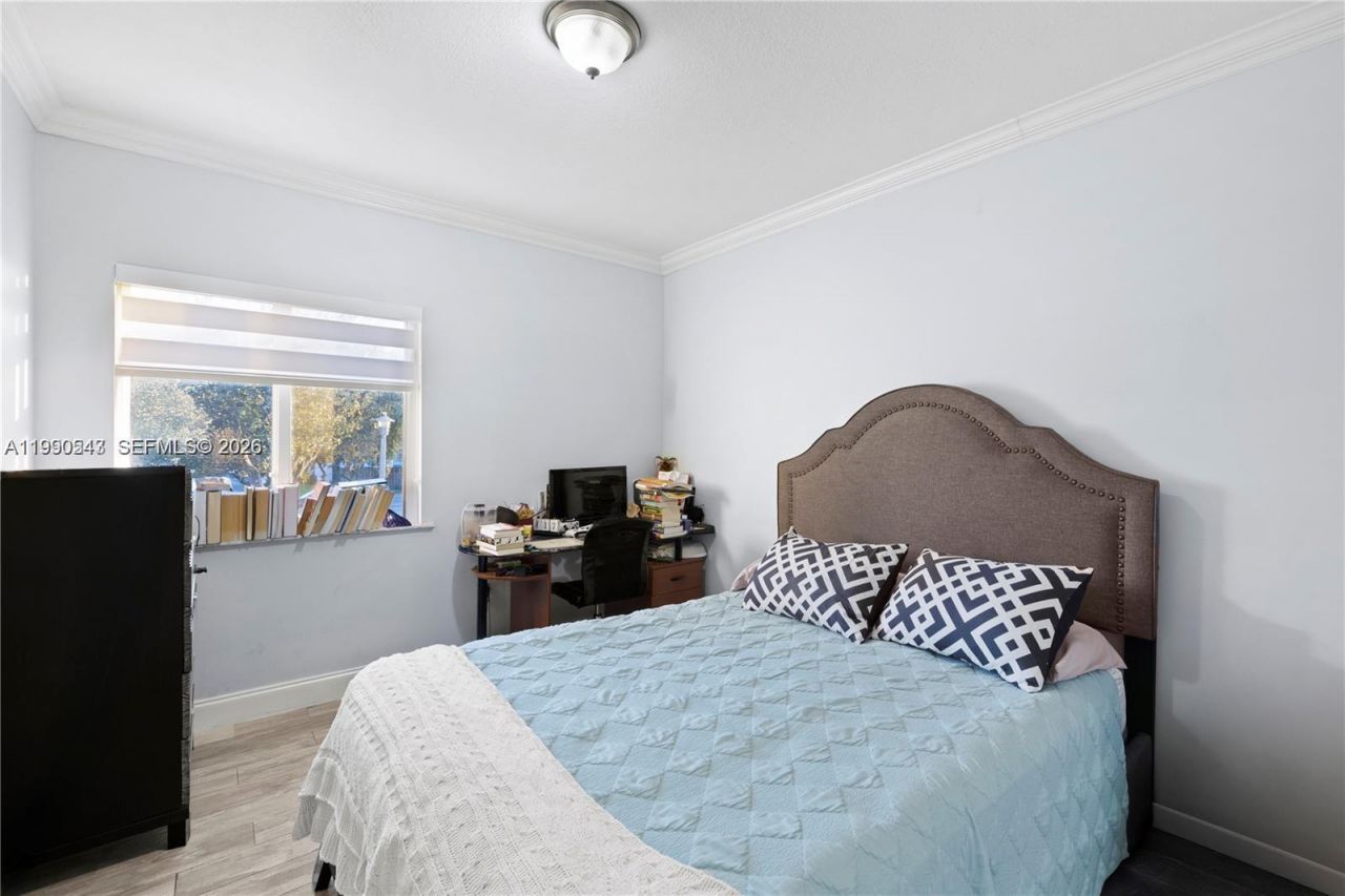 11243 NW 58th Ter , Unit 1, Doral, FL 33178 Photo