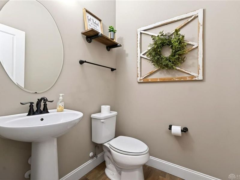 1706 Meadow Creek Court, Centerville, OH 45458 Photo 11