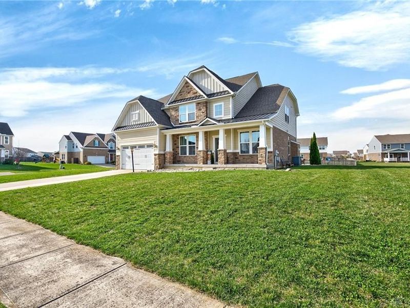 1706 Meadow Creek Court, Centerville, OH 45458 Photo 3