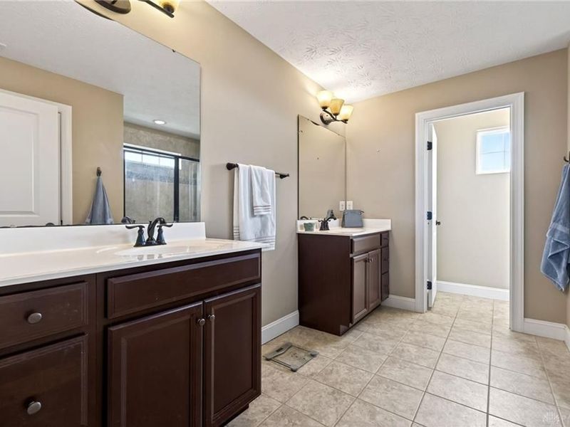 1706 Meadow Creek Court, Centerville, OH 45458 Photo 40