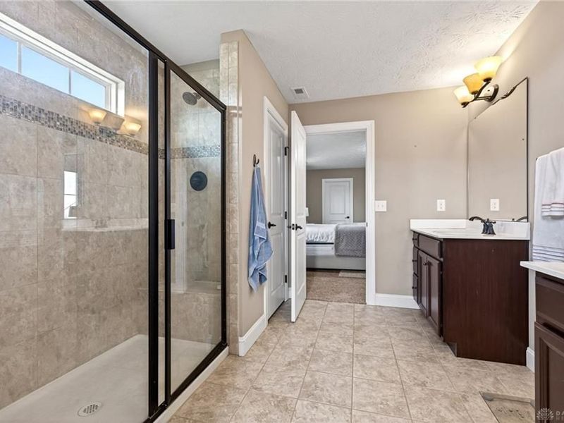 1706 Meadow Creek Court, Centerville, OH 45458 Photo 41