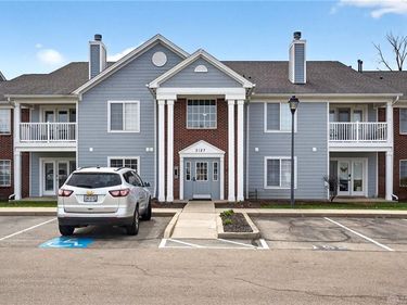 3127 Alexander Place, Unit 101, Beavercreek, OH 45431
