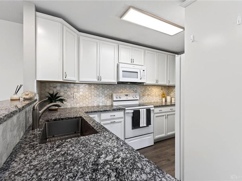 3127 Alexander Place, Unit 101, Beavercreek, OH 45431 Photo 19