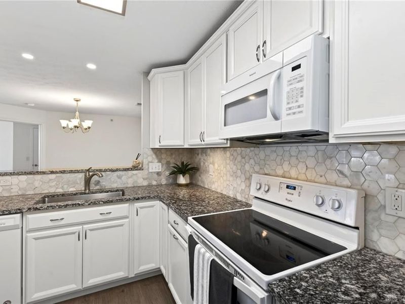 3127 Alexander Place, Unit 101, Beavercreek, OH 45431 Photo 23