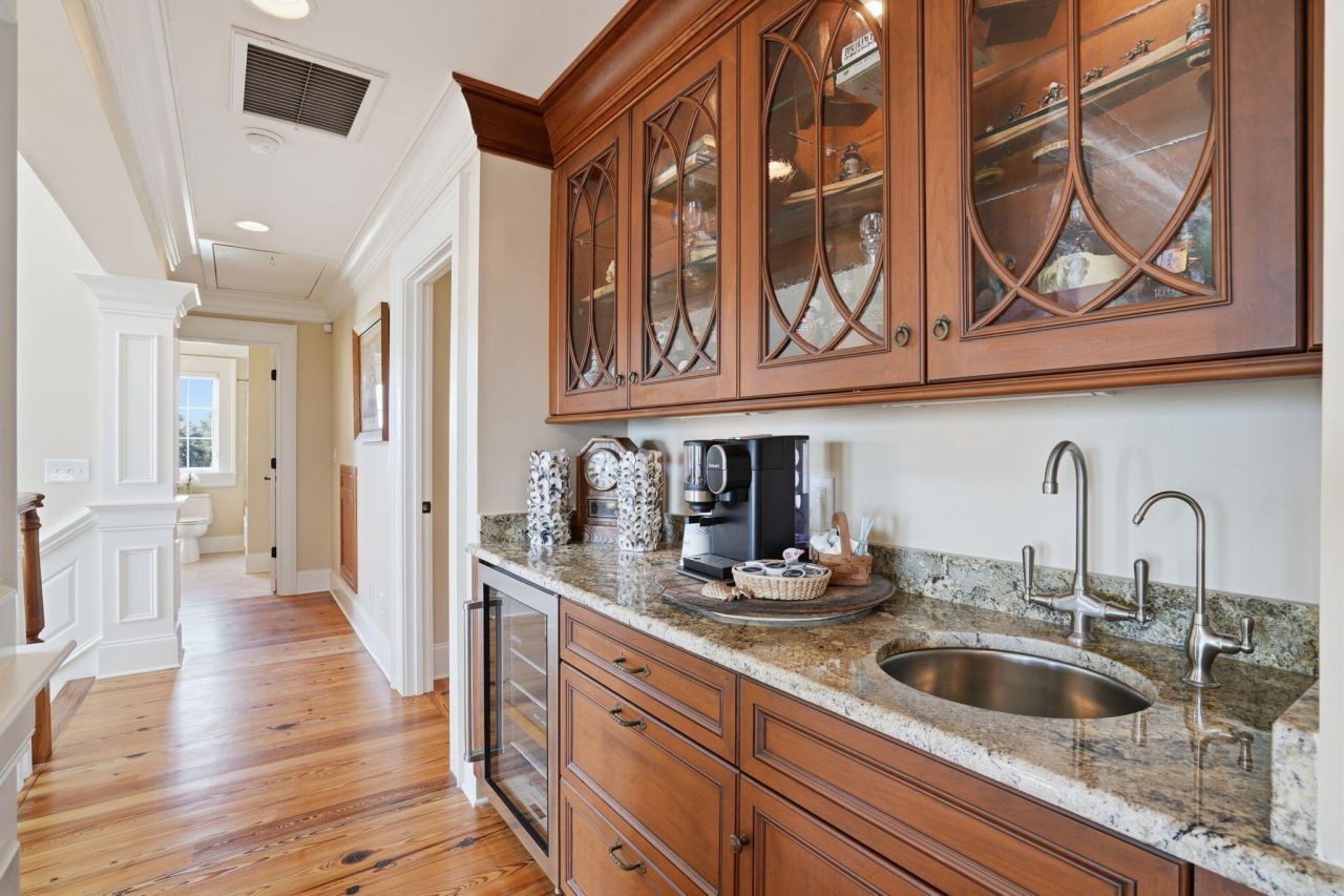 601 Palmetto Boulevard Photo 52