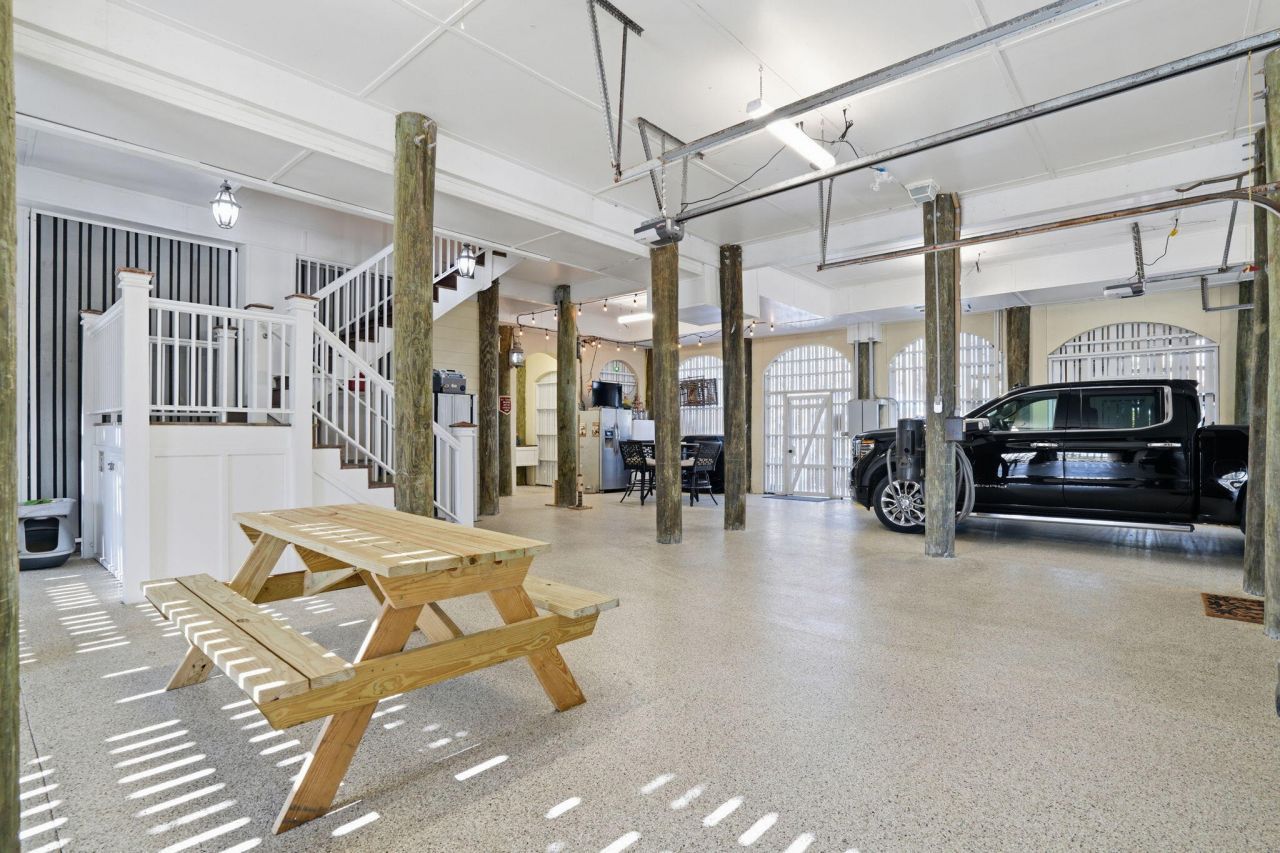 601 Palmetto Boulevard Photo 74