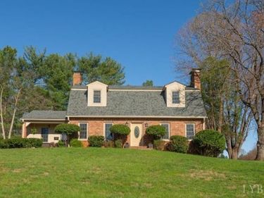 732 Chikasaw Road, Lynchburg, VA 24502