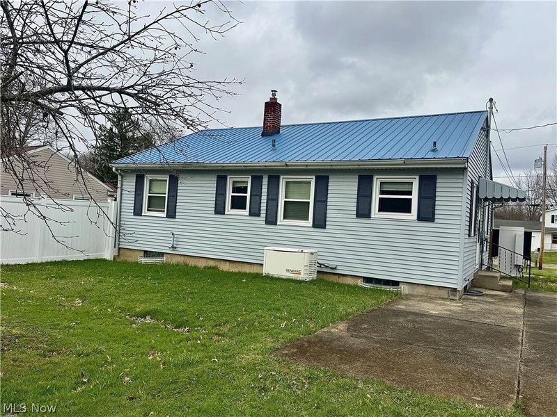 2173 Clearview Drive, Warren, OH 44483 Photo 2