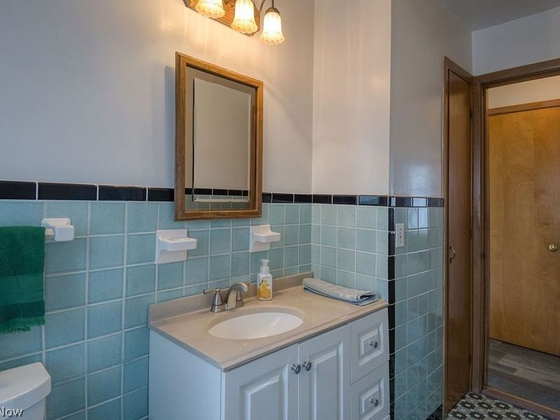 5372 Huron Road, Lyndhurst, OH 44124 Photo 25