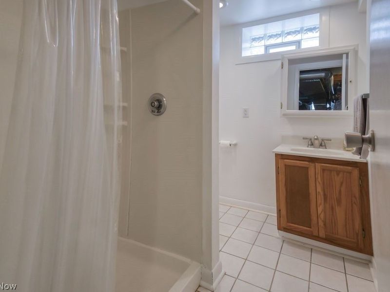 5372 Huron Road, Lyndhurst, OH 44124 Photo 26