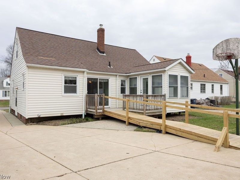 5372 Huron Road, Lyndhurst, OH 44124 Photo 37