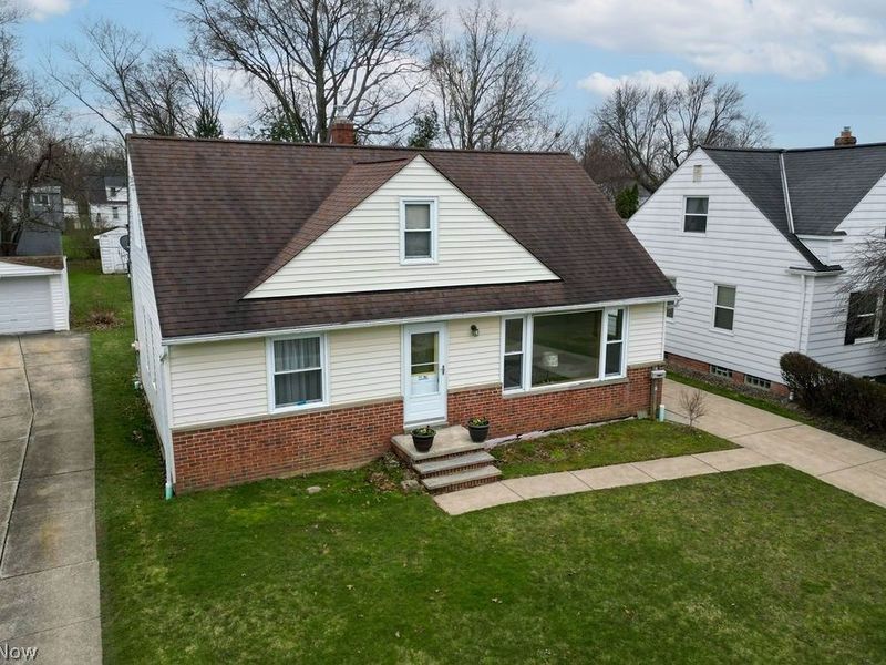 5372 Huron Road, Lyndhurst, OH 44124 Photo 5