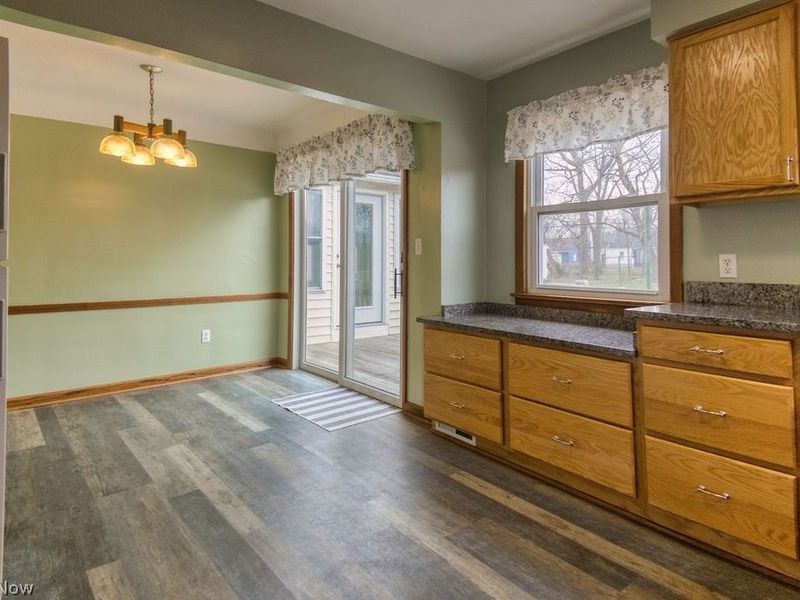 5372 Huron Road, Lyndhurst, OH 44124 Photo 8