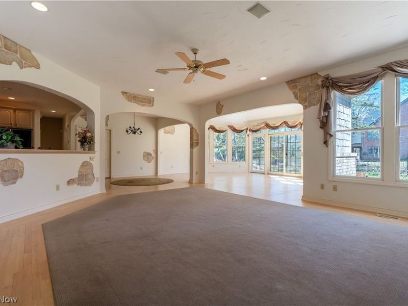 5412 Downingsgate Circle NW, Canton, OH 44718 Photo 11