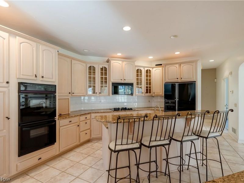 5412 Downingsgate Circle NW, Canton, OH 44718 Photo 14