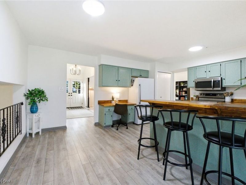 25726 Hidden Acres Drive, Westlake, OH 44145 Photo 17