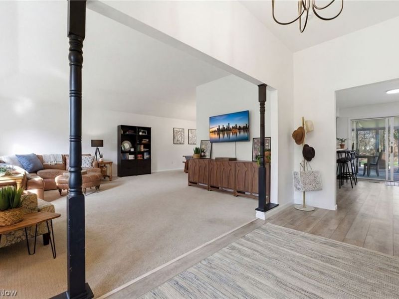 25726 Hidden Acres Drive, Westlake, OH 44145 Photo 9