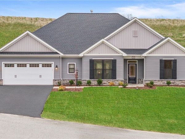 104 Ridgewood Heights Dr, Allison Park, PA 15101