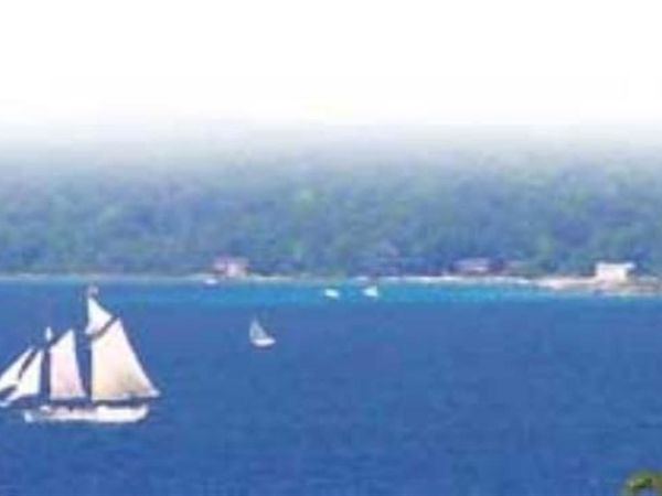 843 Wind Drift Drive, Traverse City, MI 49684