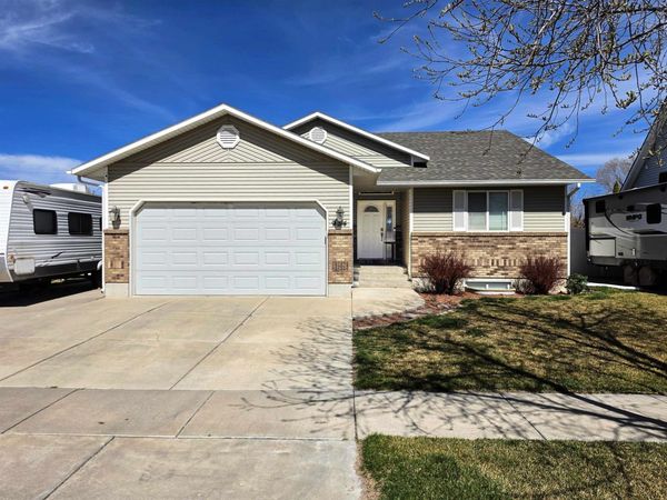 934 Margaret St., Chubbuck, ID 83202