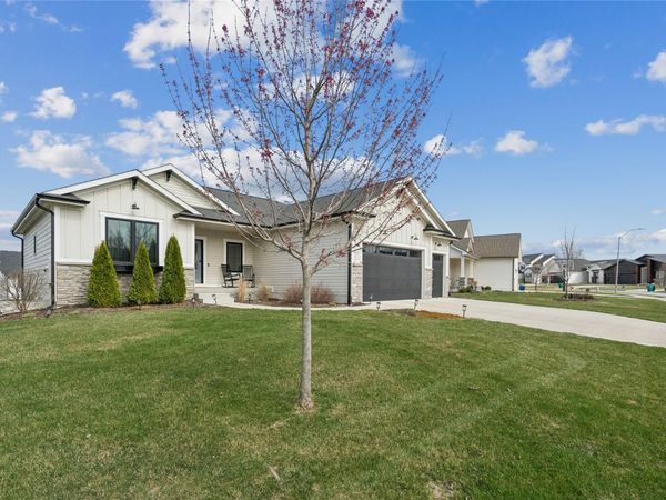 3471 NW 178th Street, Clive, IA 50325