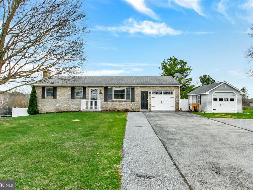 45 Lee Ann Court, Hanover, PA 17331 Main Photo