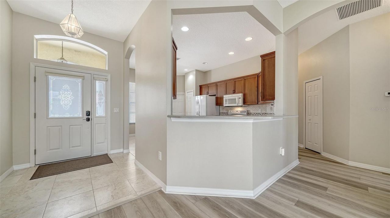 5939 Sandstone Avenue , Sarasota, FL 34243 Photo