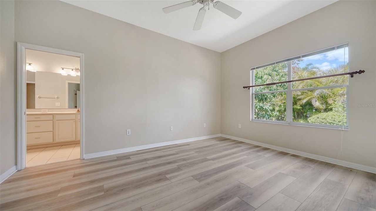 5939 Sandstone Avenue , Sarasota, FL 34243 Photo