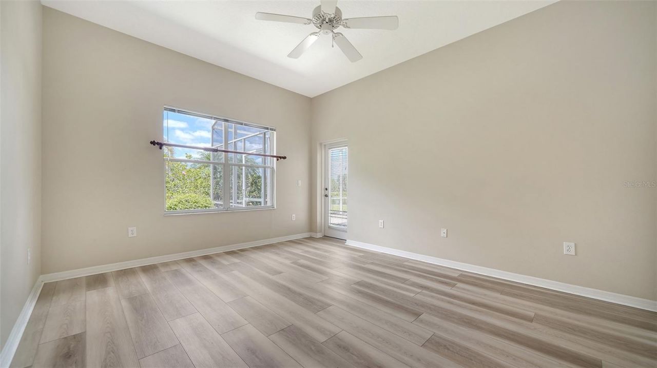 5939 Sandstone Avenue , Sarasota, FL 34243 Photo