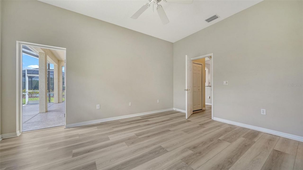 5939 Sandstone Avenue , Sarasota, FL 34243 Photo