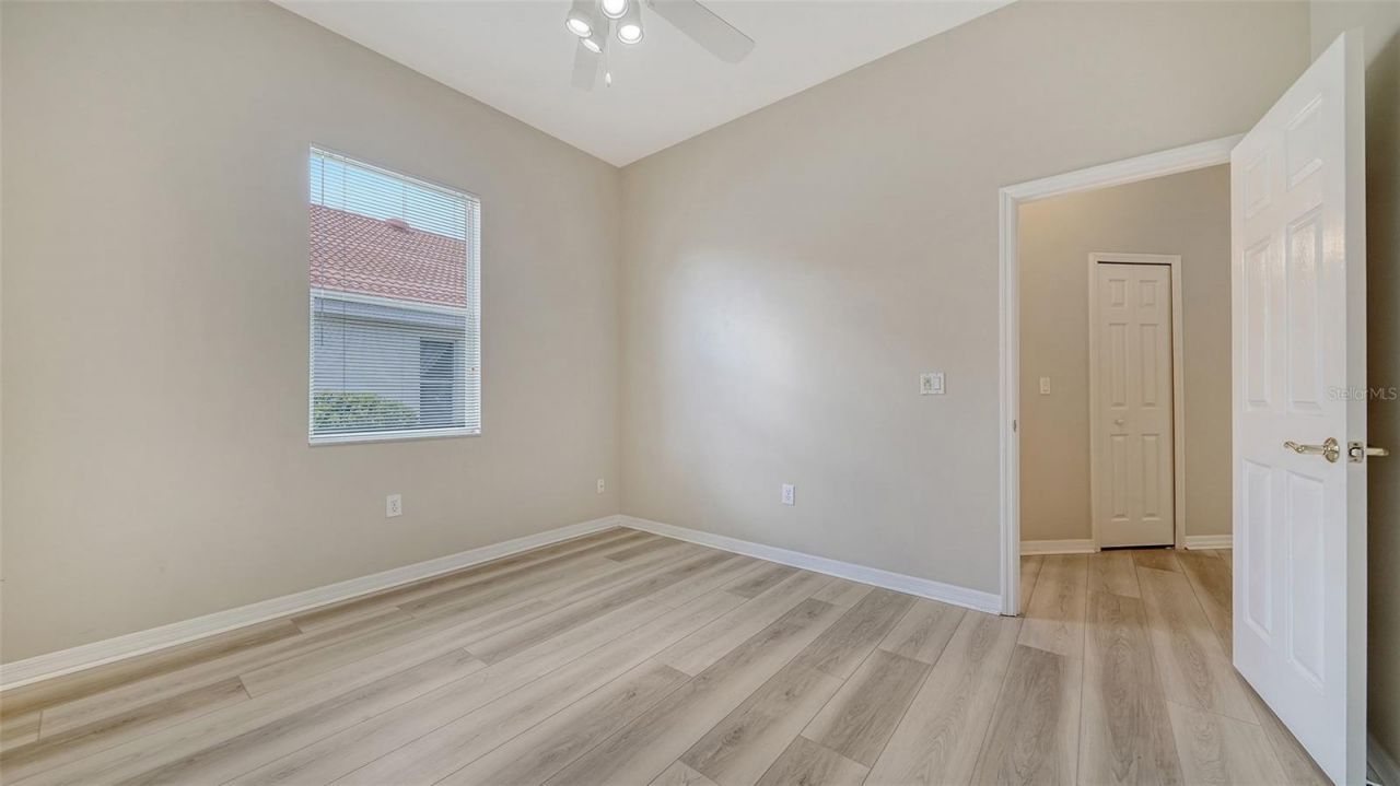 5939 Sandstone Avenue , Sarasota, FL 34243 Photo