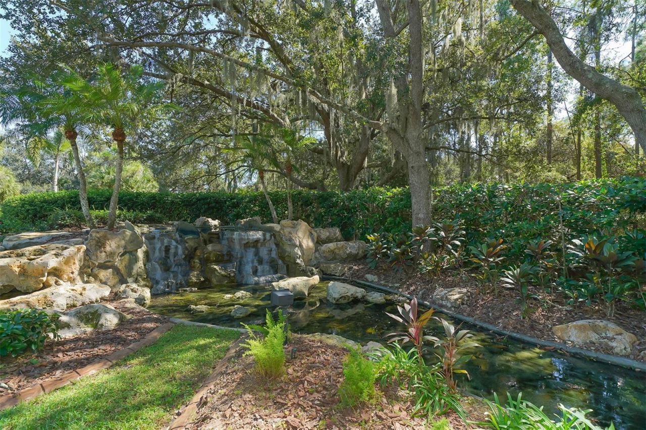 5939 Sandstone Avenue , Sarasota, FL 34243 Photo