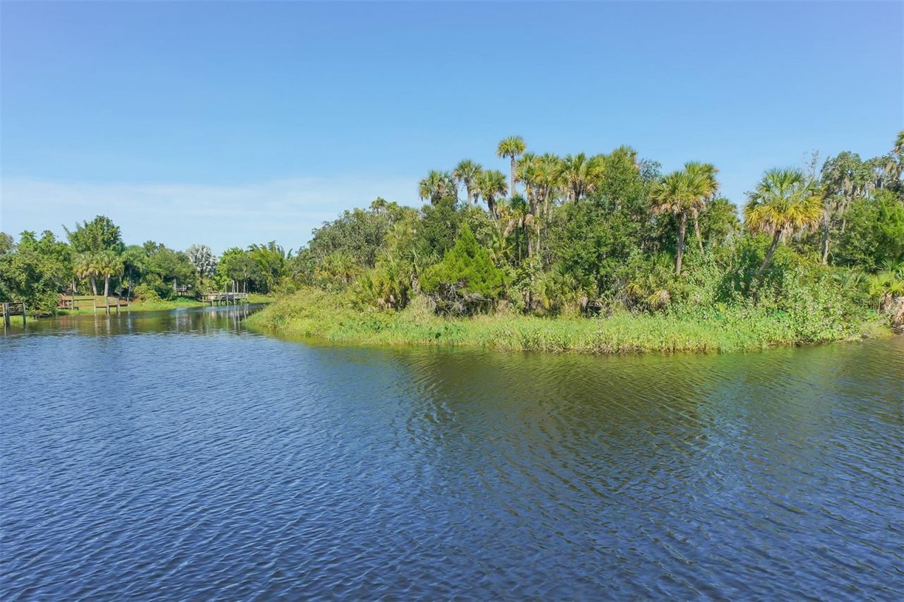 5939 Sandstone Avenue , Sarasota, FL 34243 Photo