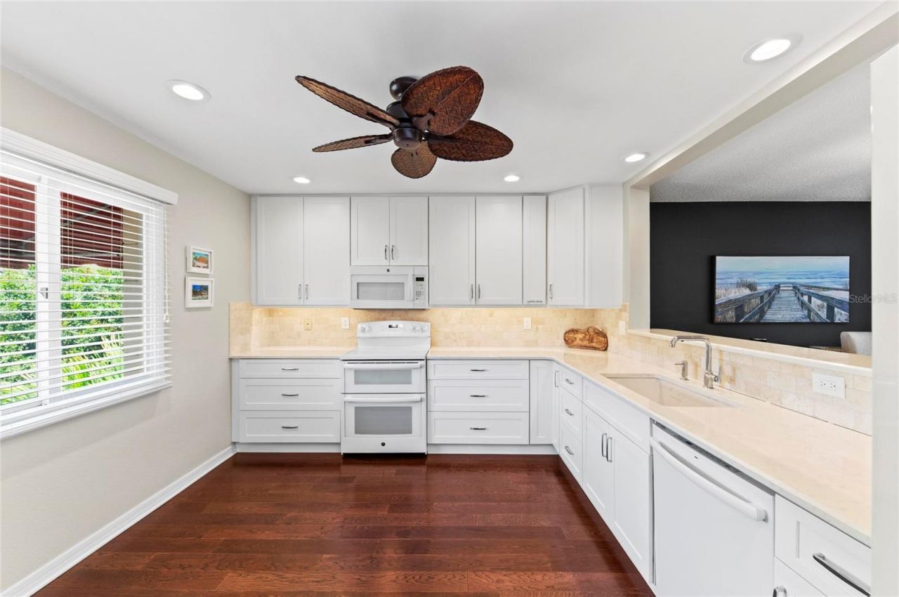 6101 34th Street W, Unit 3D, Bradenton, FL 34210 Photo