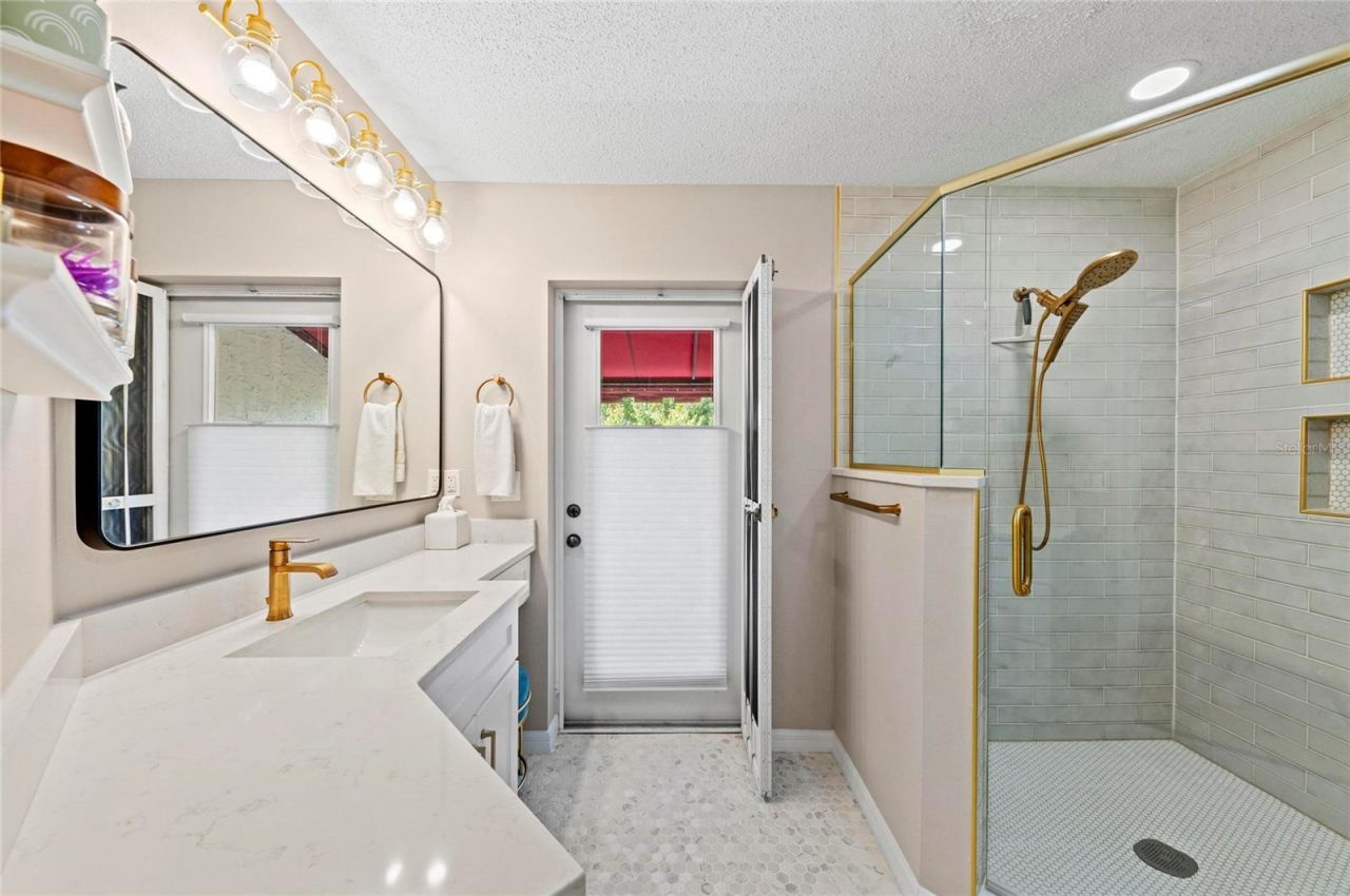 6101 34th Street W, Unit 3D, Bradenton, FL 34210 Photo