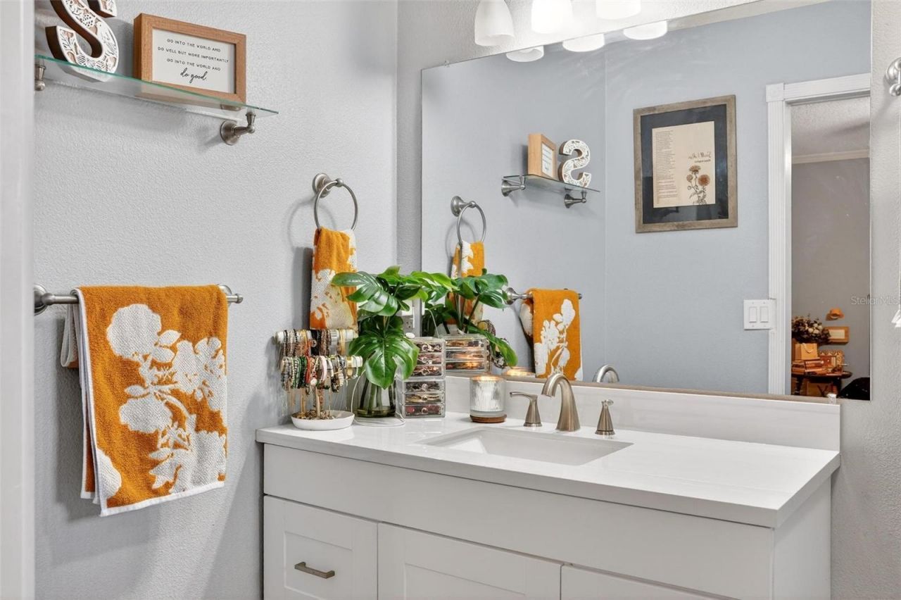 106 Portland Street, Eustis, FL 32726 Photo