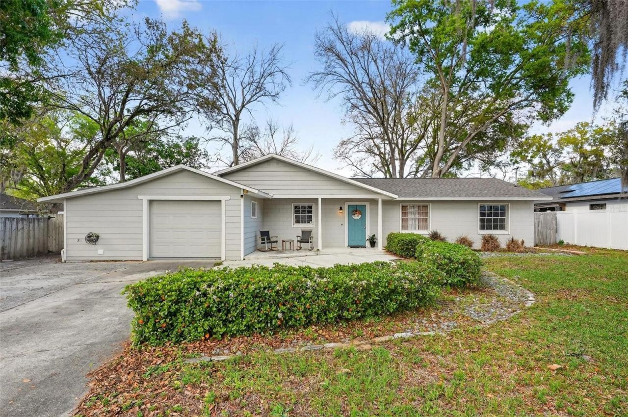 106 Portland Street, Eustis, FL 32726 Photo